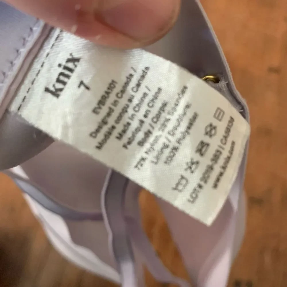 Knix nude Wingwoman contour size 7 36DD/38DD bra